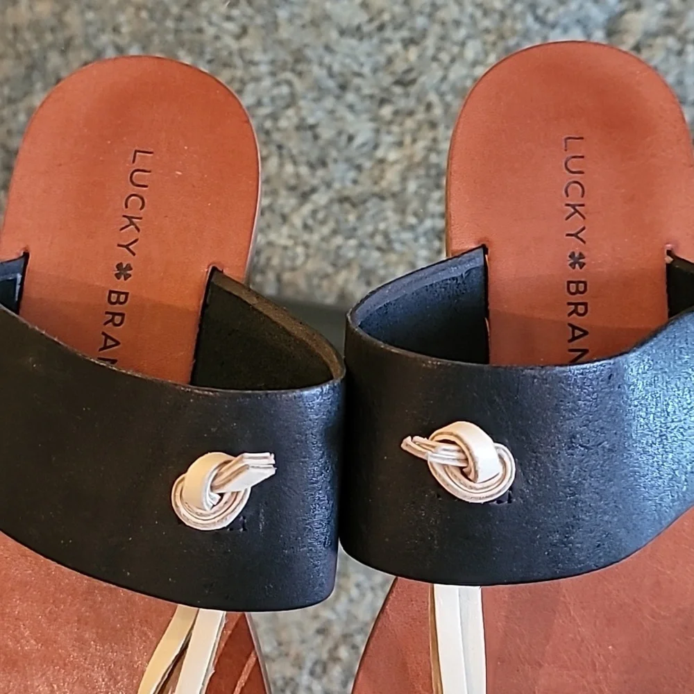 LUCKY BRAND- sandals size 7 - Picture 2 of 6